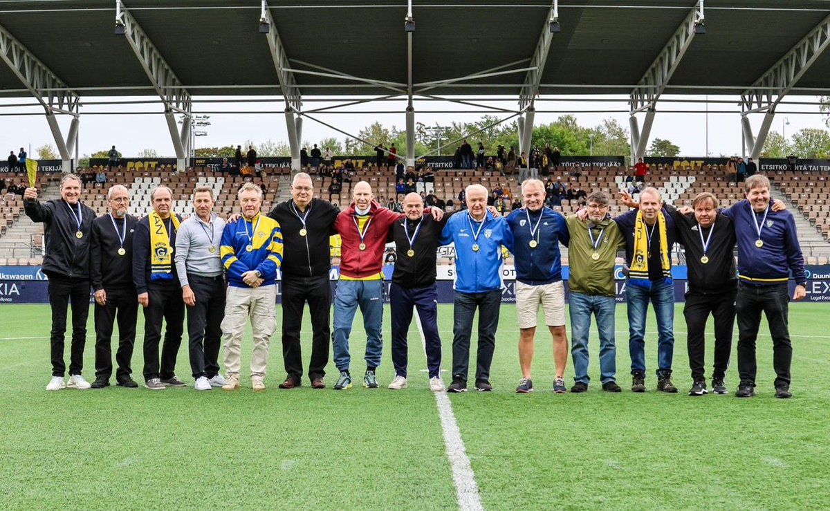 Mestarit Boltilla. Boys Over-60 SM-kultaa kaulassa. Valtti/Gnistan late bloomers, kipinää riittää ja joukkuehenkeä. ⚽️🇫🇮🥇😇 Kiitos ⁦<a href="/IFGnistan1924/">IF Gnistan</a>⁩ hienosta tapahtumasta &amp; onnea kotivoitosta! Nimim. ”Better late than never”. ⁦<a href="/Valtti_1946/">Puotinkylän Valtti</a>⁩ ⁦<a href="/Palloliitto/">Suomen Palloliitto</a>⁩