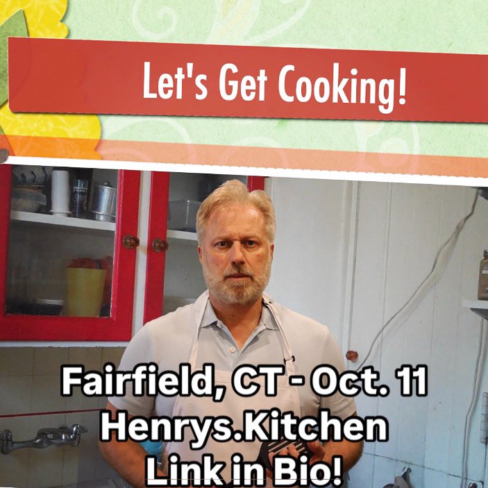 Come see me LIVE in Connecticut! Get tickets now while no one's buying them! shucommunitytheatre.showare.com/orderticketsve…