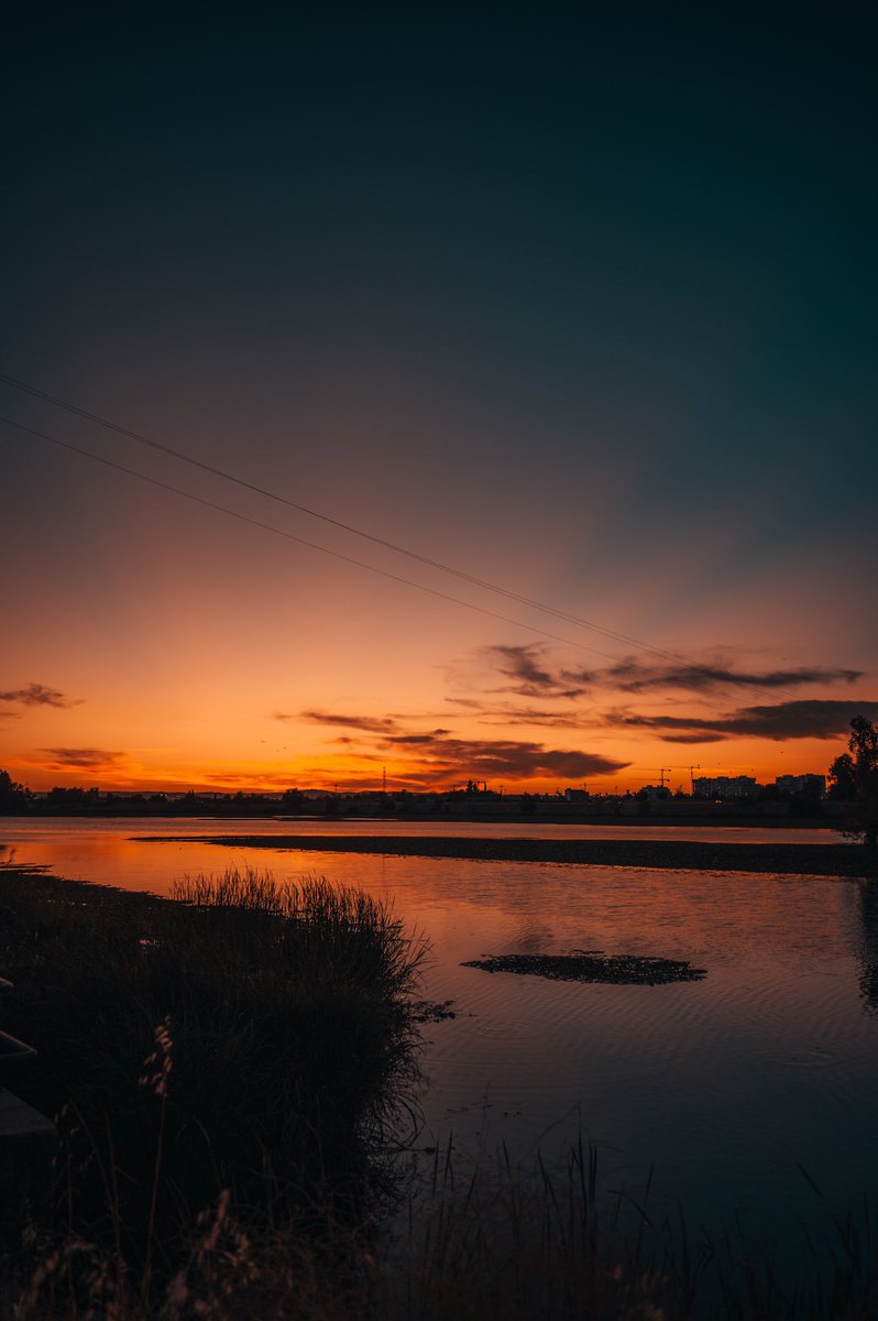 paabloestevez's tweet photo. El atardecer de hoy, 
Badajoz. https://t.co/JL8m6QJFVT
