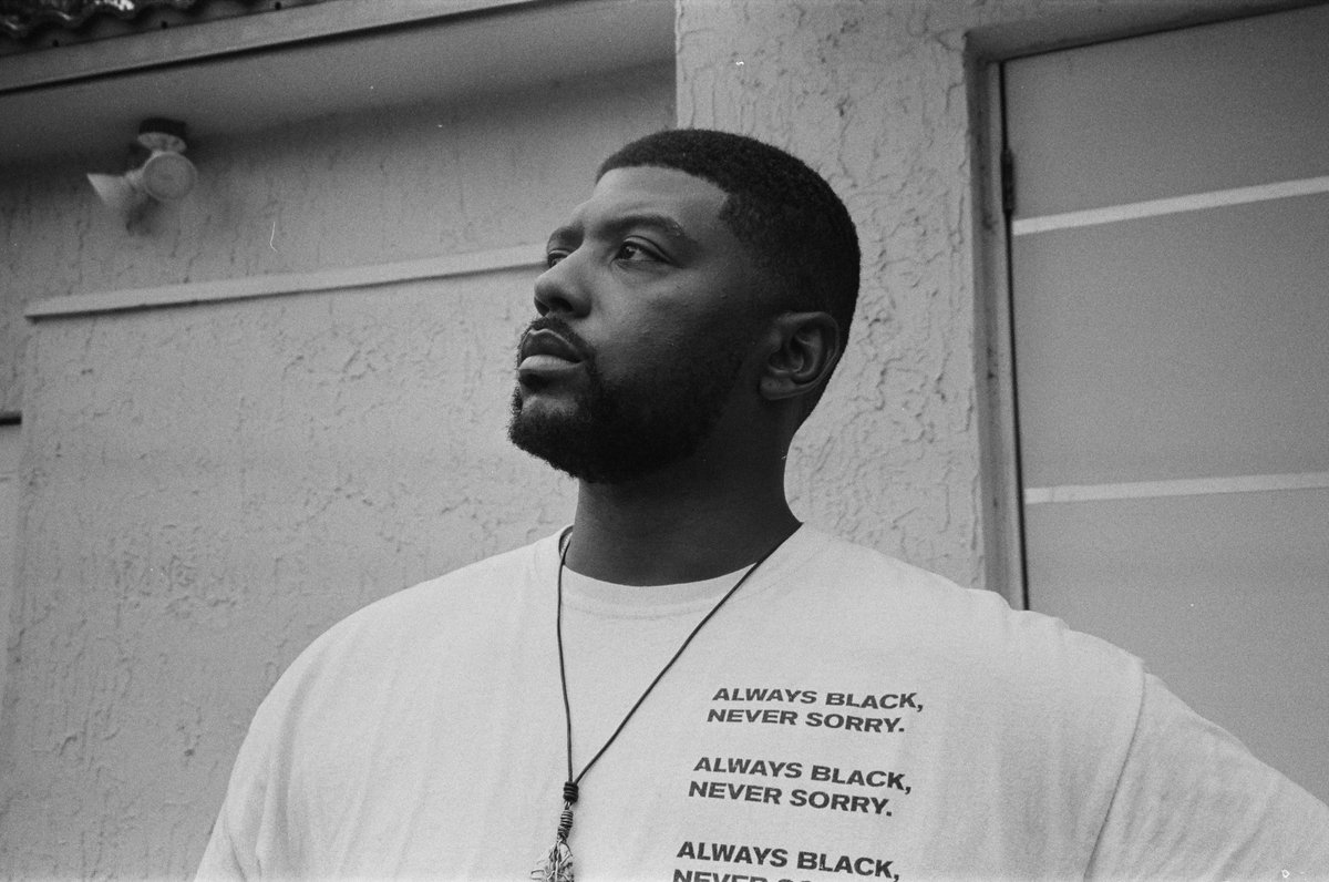 my guiding question this season: 'how do I unlock my most powerful self?' 

it's shown up in weightlifting, saying no to misaligned opportunities, and responding only after conscious breaths... it's a process but i feel great things unfolding. 

📸: <a href="/leezajonee/">leeza joneé</a>