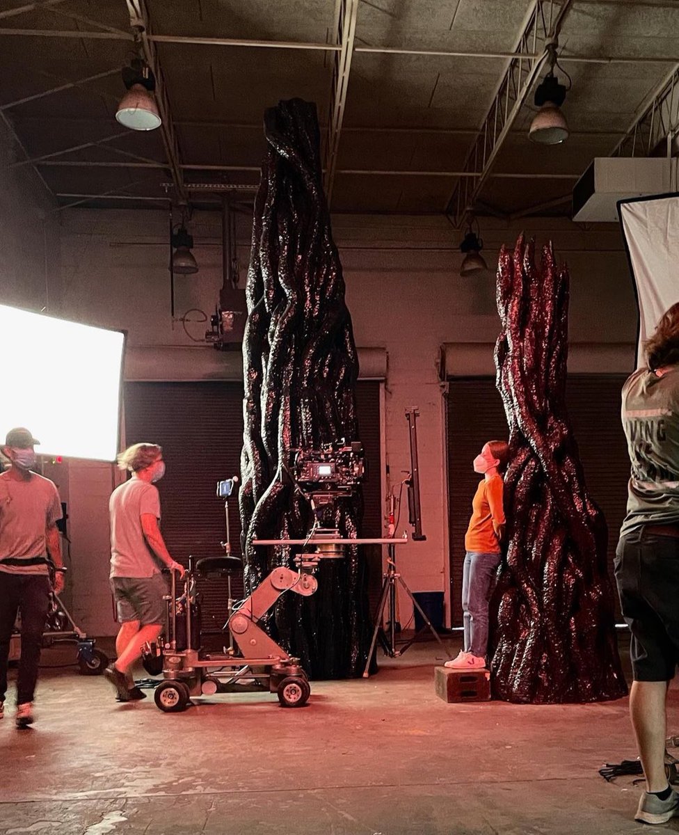 byrhop's tweet image. If we’re talking about people who are just stand ins, it’s not necessary for them to fully look like the character. They’re not always in costume and height/weight/hair can be much more approximate.

But! Stand in jobs are in a lot of cases preformed by photodoubles