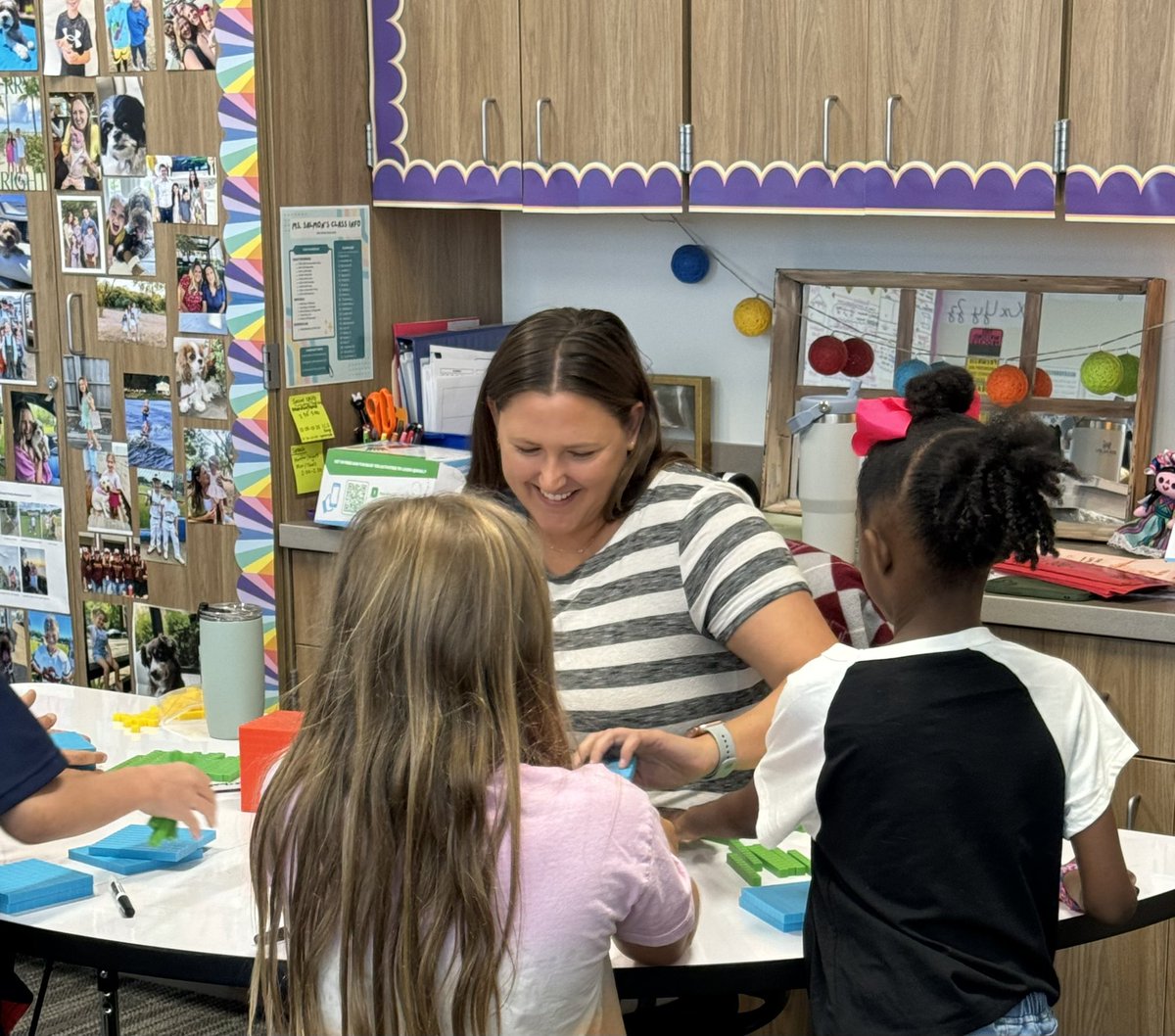 DrRockwood's tweet image. There was fantastic teaching and learning today at UP! #PawsUP 🐾 #HPISD #EnterToLearn