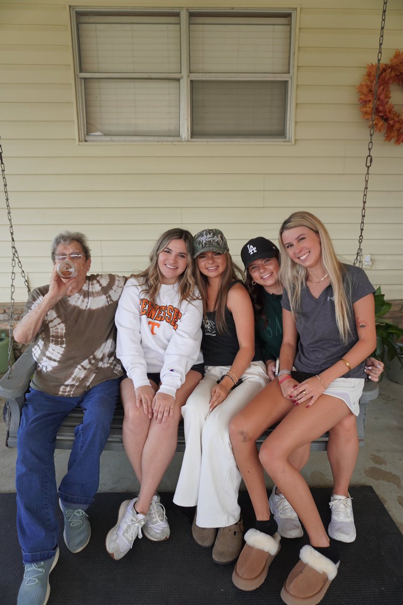 Talk Tuah with Haliey Welch tweet media