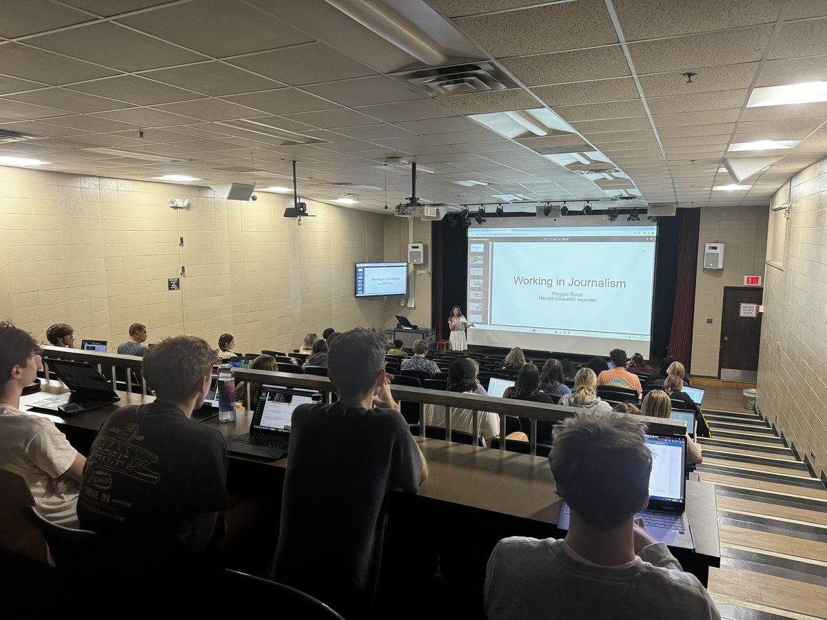Thanks to <a href="/MagSusaHDmedia/">Maggie Susa</a> for guest lecturing today in <a href="/RobQuicke/">Rob Quicke</a>’s class. #tellthestory <a href="/heralddispatch/">The Herald-Dispatch</a>