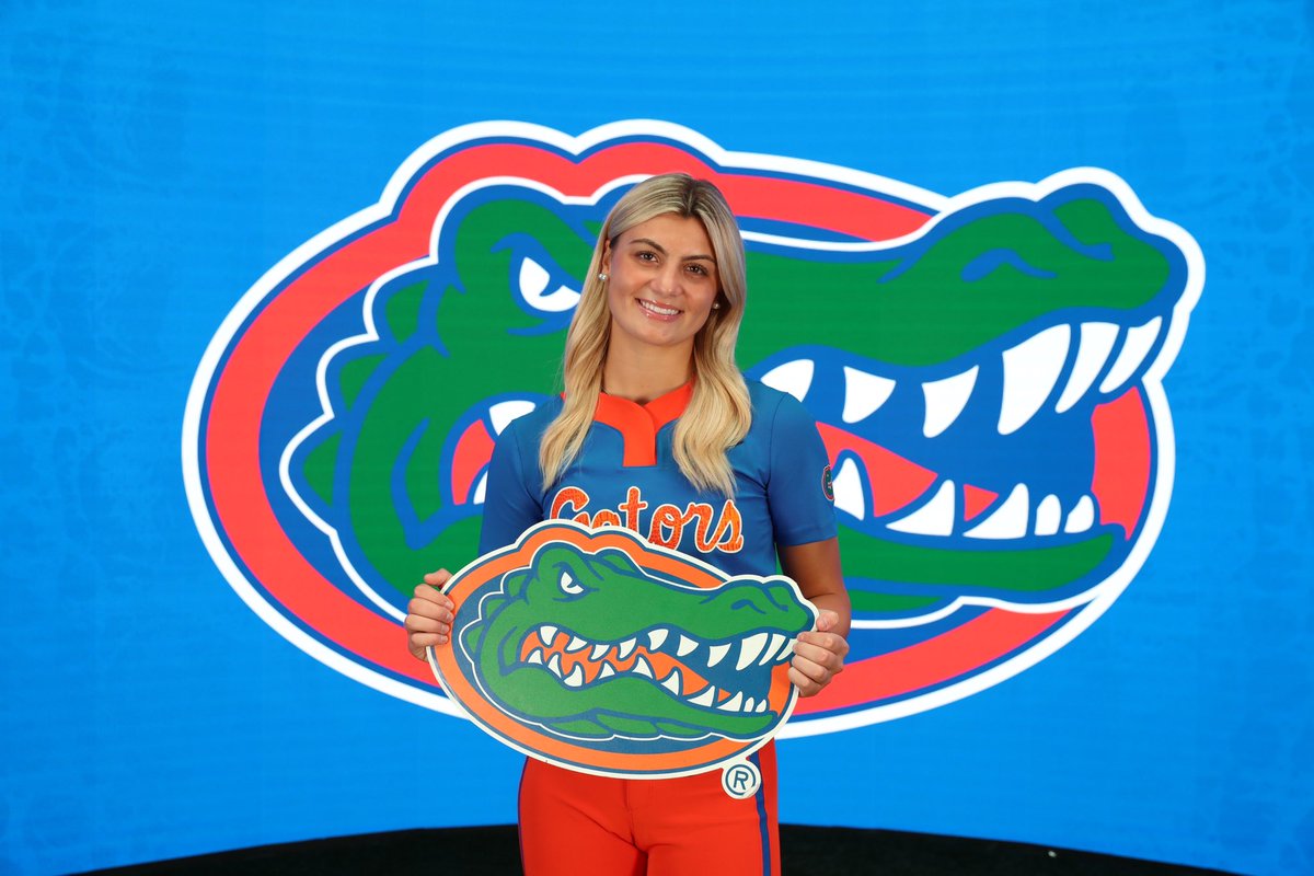 Caroline Stanton tweet media