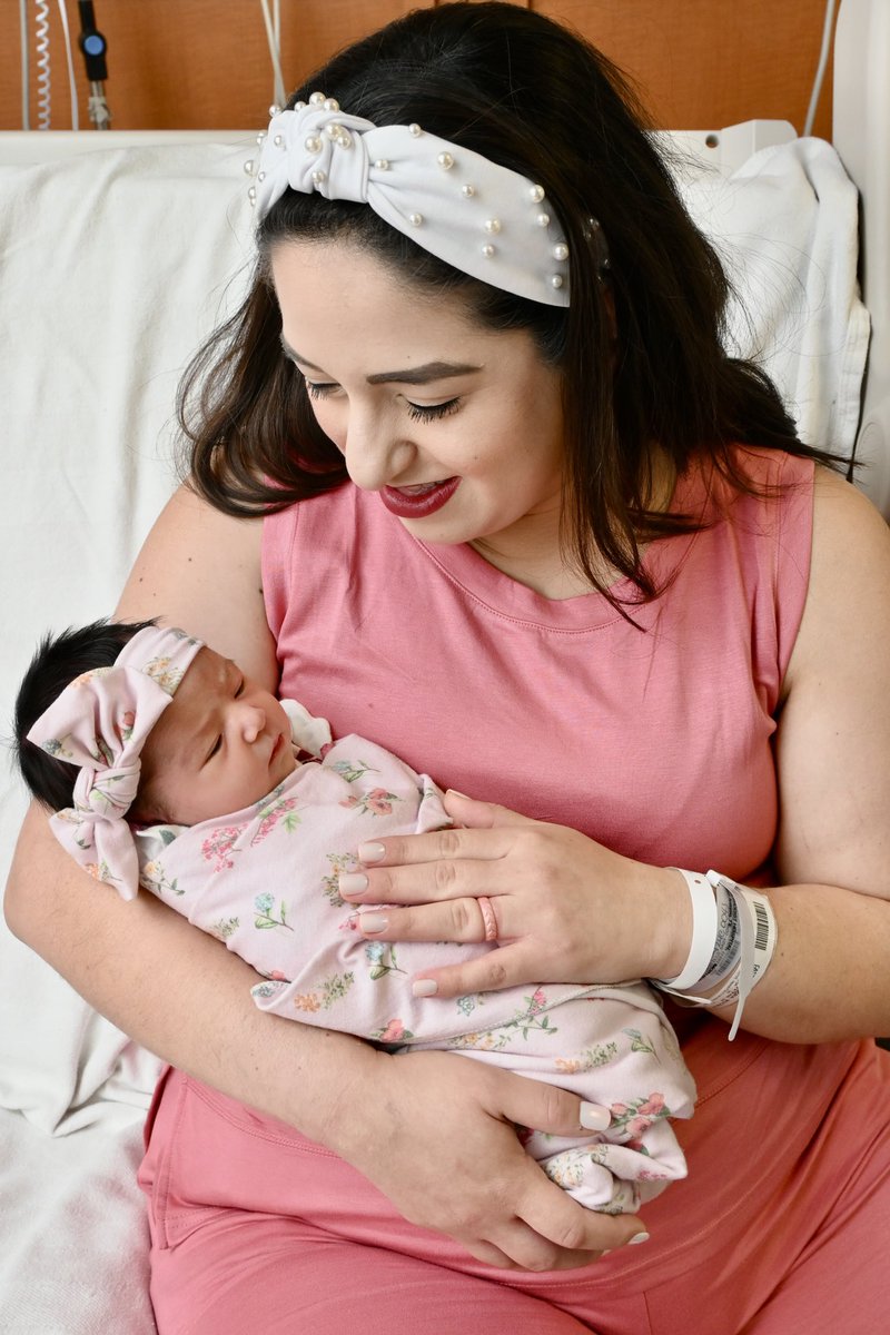 MrsDoraCastillo's tweet image. Our princess has officially entered the world! 
Doralinda Gregoria Castillo 
Born on September 12, 2024 
At 12:45am
7 pounds 1 oz 
20 inches long 
👶🏻💕👑