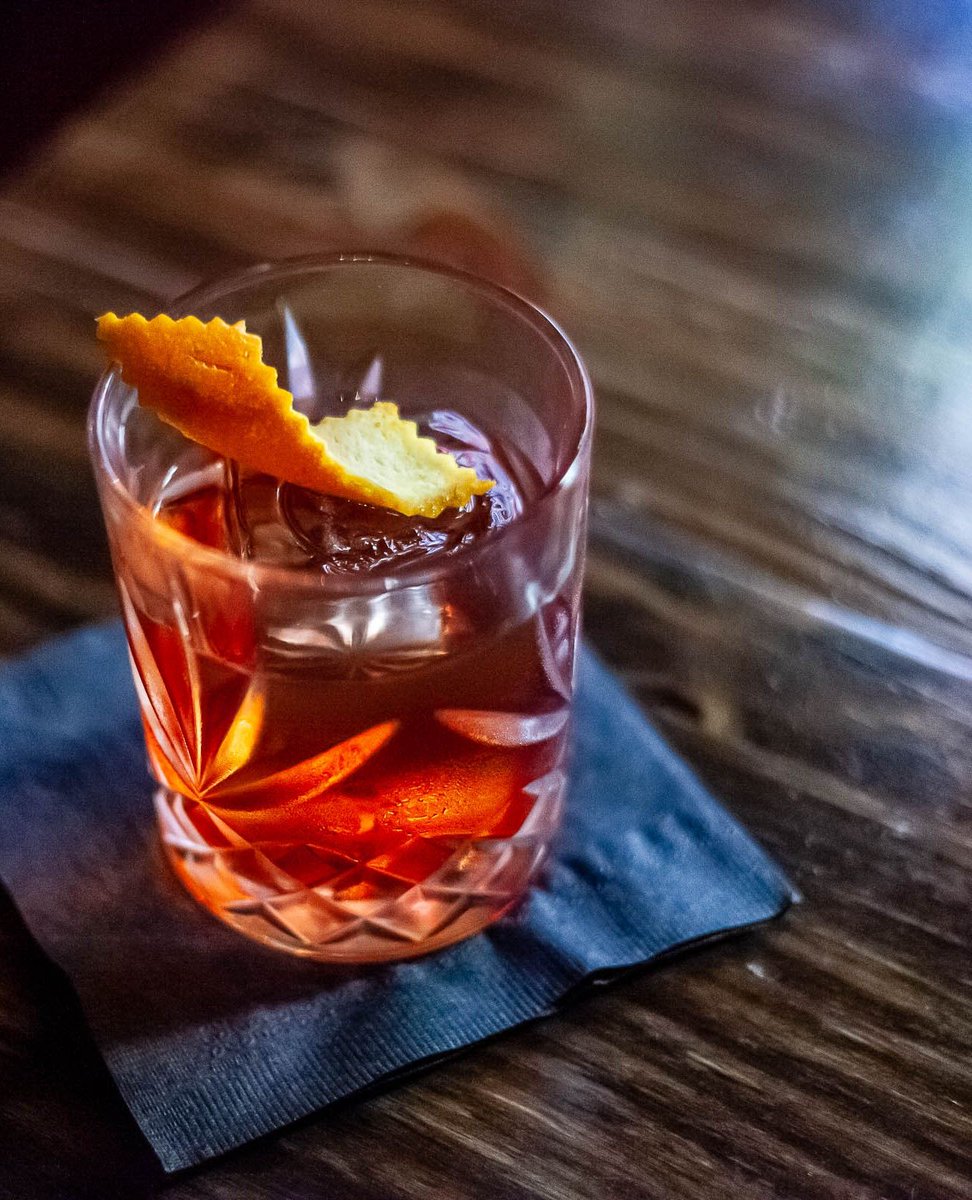 BarBootlegger's tweet image. Nous sommes de retour cette année pour le ‘’Negroni Week’’, un événement annuel qui se déroule à travers le monde. Nous joignons nos forces aux 46 établissements de Montréal qui ont décidé cette année de venir supporter l'organisation ’’Slow Food’’.⁠
⁠