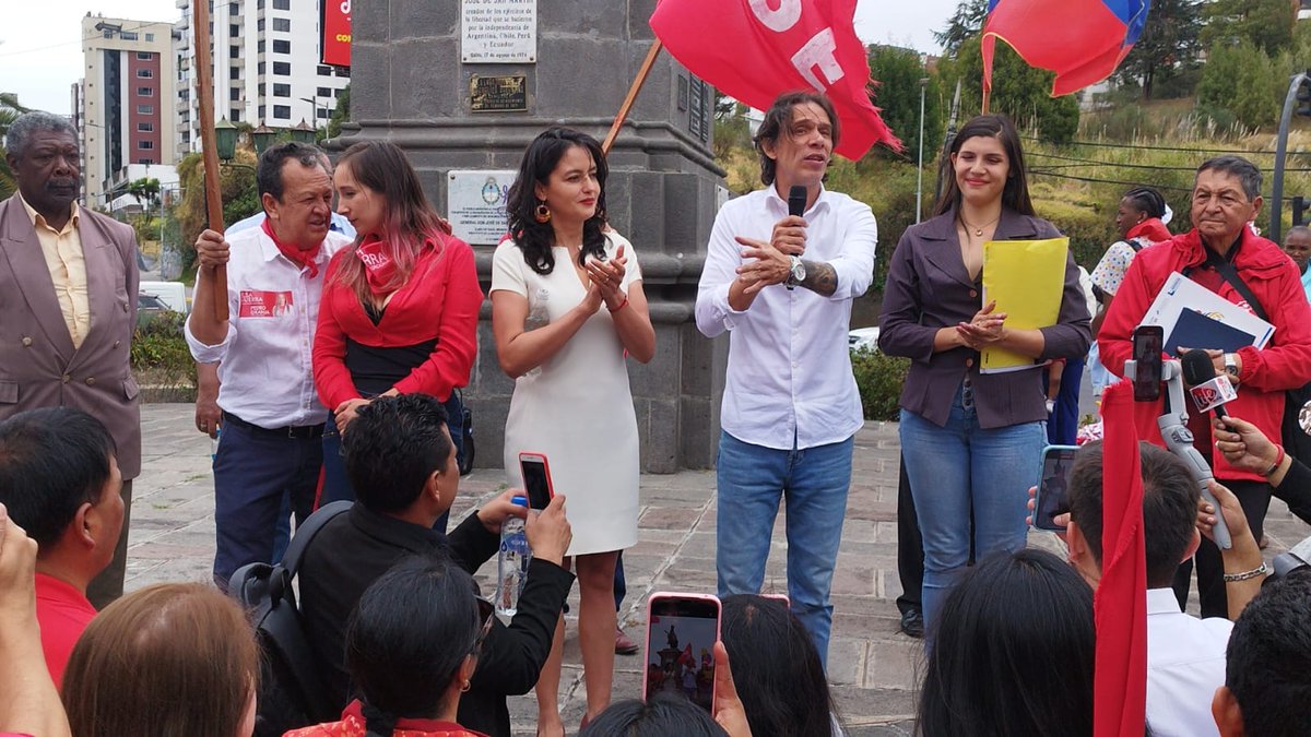 crd78073's tweet photo. La lucha sigue,el pueblo siempre va a estar con Pedro Granja #EstoyconPedroGranja 
#VeronicaSilva más VIVA que nunca https://t.co/9d901AVabV