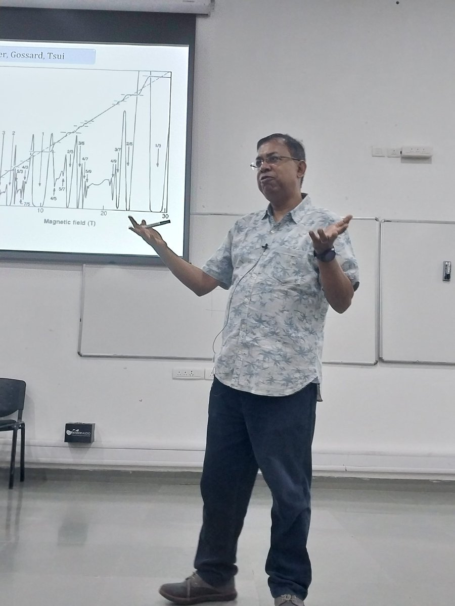 LSLM_IITGn's tweet image. Great to have Prof. Saurabh Basu at @iitgn for a series of talks on Advanced Condensed Matter Physics! Today’s insightful lecture covered Quantum Hall Effect, Topological Insulators & Invariants, SSH & Kitaev Models. Looking forward to tomorrow’s session on superconductivity!