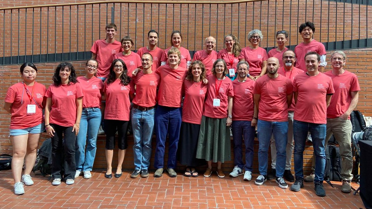 DemoSoc UPF tweet media