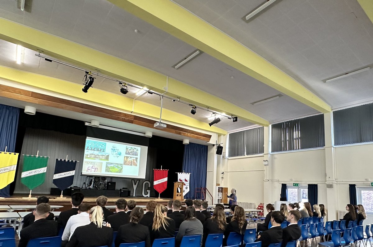 ygs_computing's tweet image. Diolch @ChilcottPE for delivering an inspiring session on Personal Statements for our Yr13 pupils.