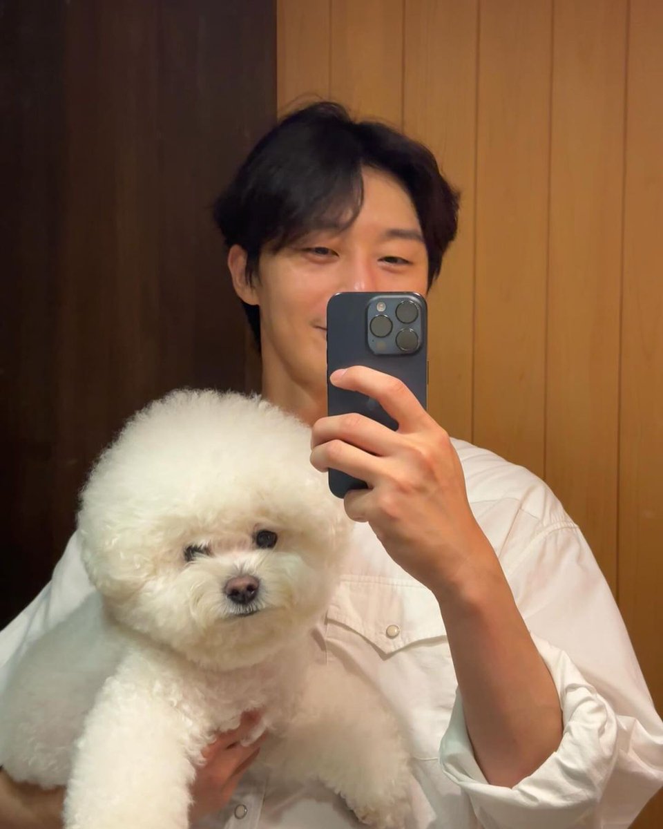 AllaboutSimba's tweet image. 모두 해피추석 🩷 
instagram.com/p/C_-cTg4y0Gt/…