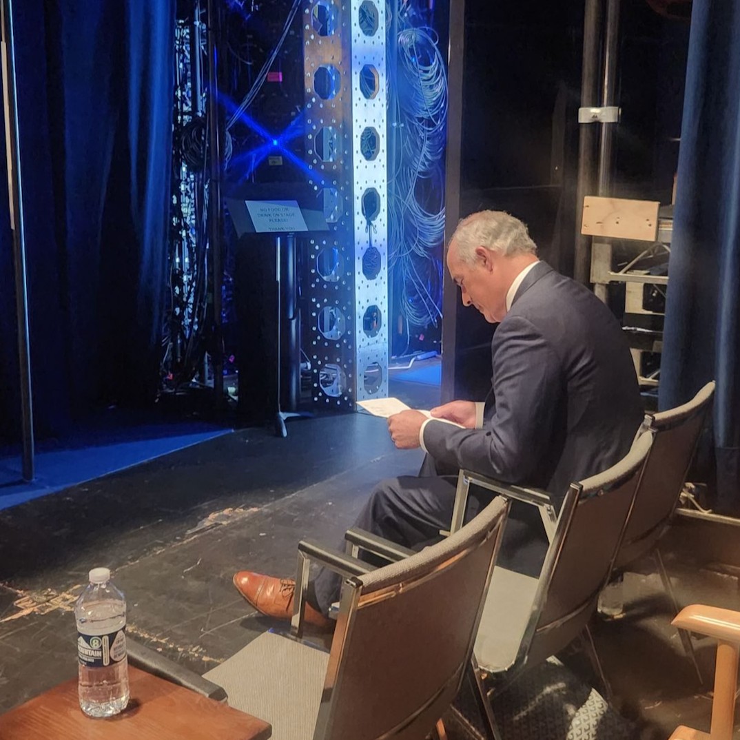 Here at Team Casey, we get a behind-the-scenes view of how Senator Casey’s hard work, dedication, and incredible humility power his work representing Pennsylvanians.

Bob Casey wakes up every morning and goes to bed every night thinking about what he can do to continue to make