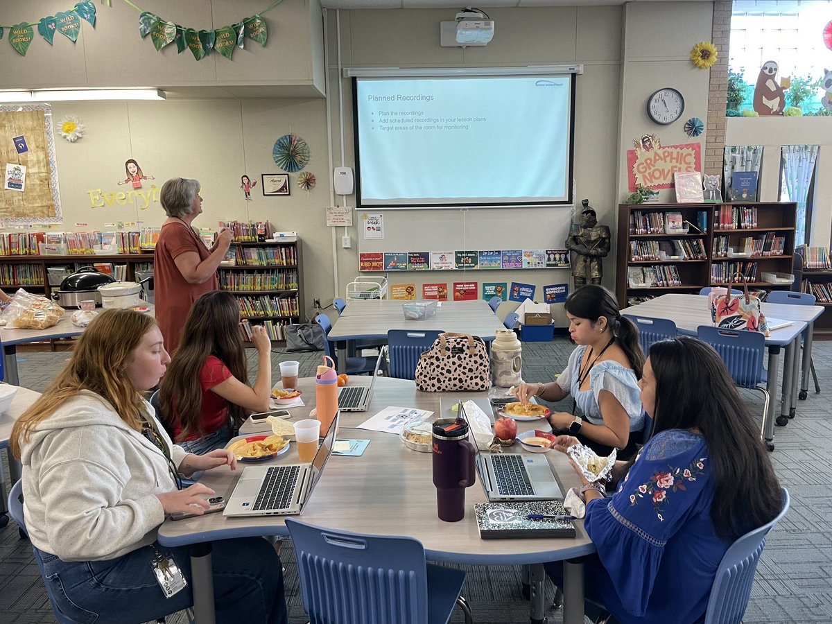 Kristin Scott tweet media