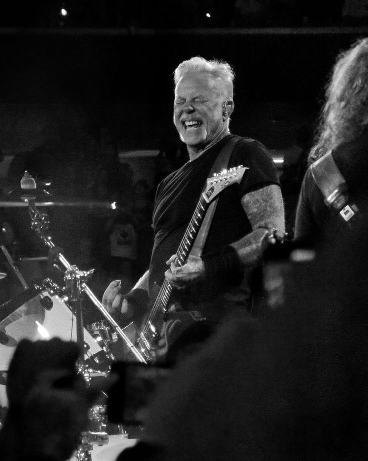 EXIT LIGHT!!!!??????⬇️