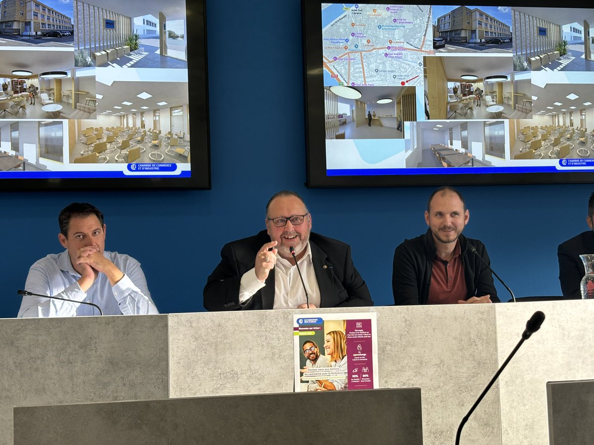 [En ce moment] Il y a du monde à la <a href="/CCIPAYSARLES/">CCI du Pays d'Arles</a> pour le lancement d’une nouvelle formation en commerce niveau bac+2. Ouverture en novembre pour la première promotion. L’objectif de <a href="/StephanePaglia/">Stéphane Paglia</a> le président est de « garder voire d’attirer les talents à #Arles »