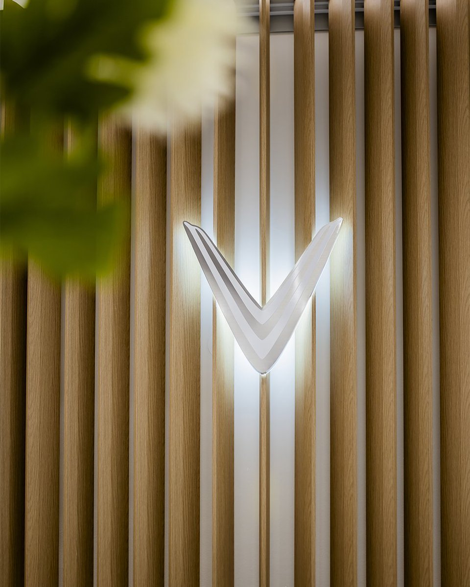 Questions about the brand and our models? Meet our teams in our showroom and we’ll give you a special welcome.
 
And if you simply want to admire the design of the VF 8, that's possible too. 😏

#VinFast #VF8 #Showroom