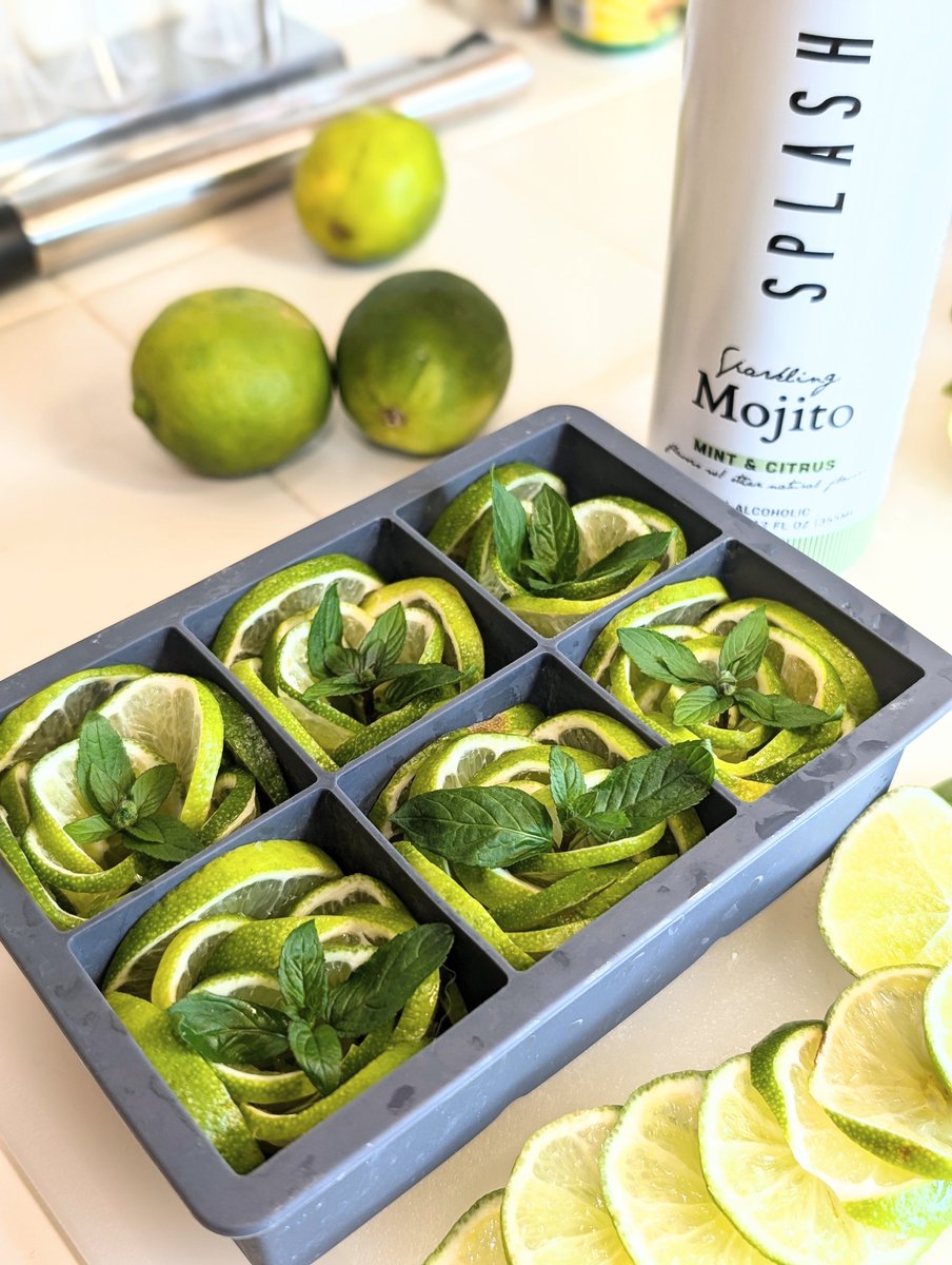 SplashMixers's tweet image. Splash Sparkling Mojito ice cubes can help cool down your drink without watering down! 

Try them out to add some flair to your next cocktail or mocktail!

#splashmixers #mixordrinkstraight #ice #mojito #mint #lime #cocktails #mocktails #simplecocktails #easyrecipes #recipeideas