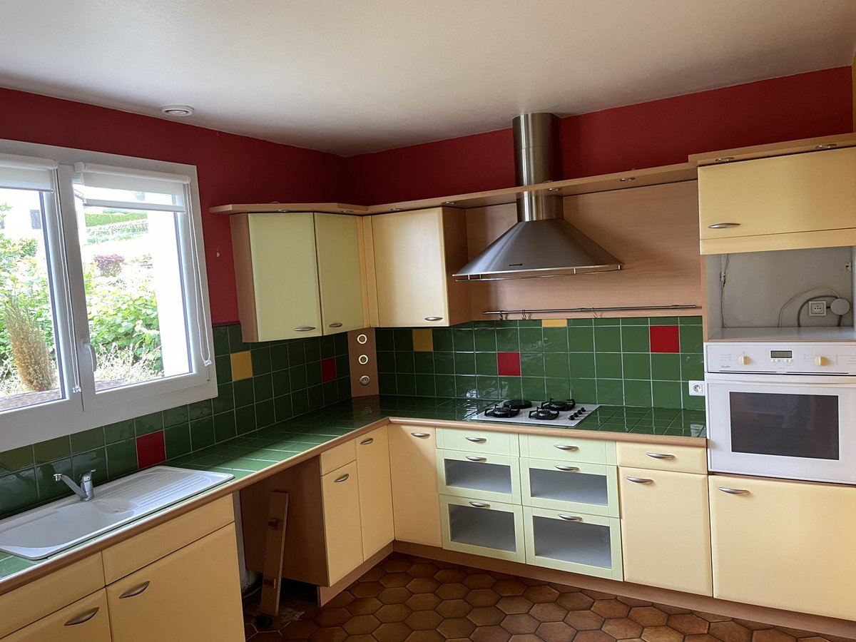 MarcVernierImmo's tweet photo. [A VENDRE] - Maison 6 pièces 120 m² #THISE. Détails &amp; visite virtuelle 360° 👉 https://t.co/fcT4Mn28Cs. 

Marc Vernier #Immobilier
☎️ 03 81 57 95 49
📧 marc.vernier@mv-immobilier.fr
🌐 https://t.co/IYtc3md1Mk
🍀 Partenaire @BoosteurBonheur 

#Doubs #FrancheComte https://t.co/InE7pG3xiH