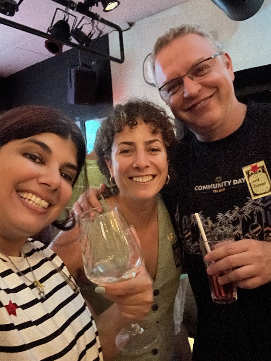 shar1z's tweet image. What a fun 10 year celebration of the #AWS user group Israel! 😱

My @DevOpsDaysTLV co-org @burdandrei and were the big winners in the Kahoot. 

Love our awesome community and can’t wait to see everyone at #devopsdays TLV next month 😍

Thanks for the pic @shimontolts ❤️