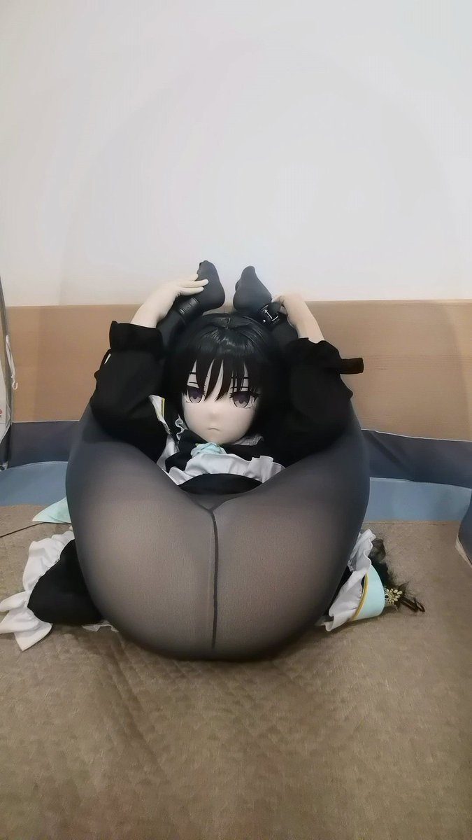 forest_CN0806's tweet photo. 大晚上（GMT＋8）翻到的老图
总结：瑟琴露屁屁 https://t.co/kTa0fDzfHM