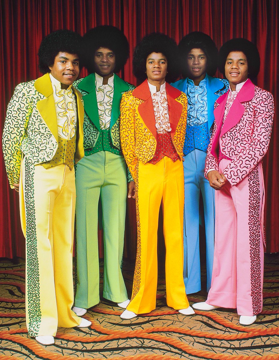 Northen93's tweet photo. The Jacksons! ✨ https://t.co/ym8WWatdkA