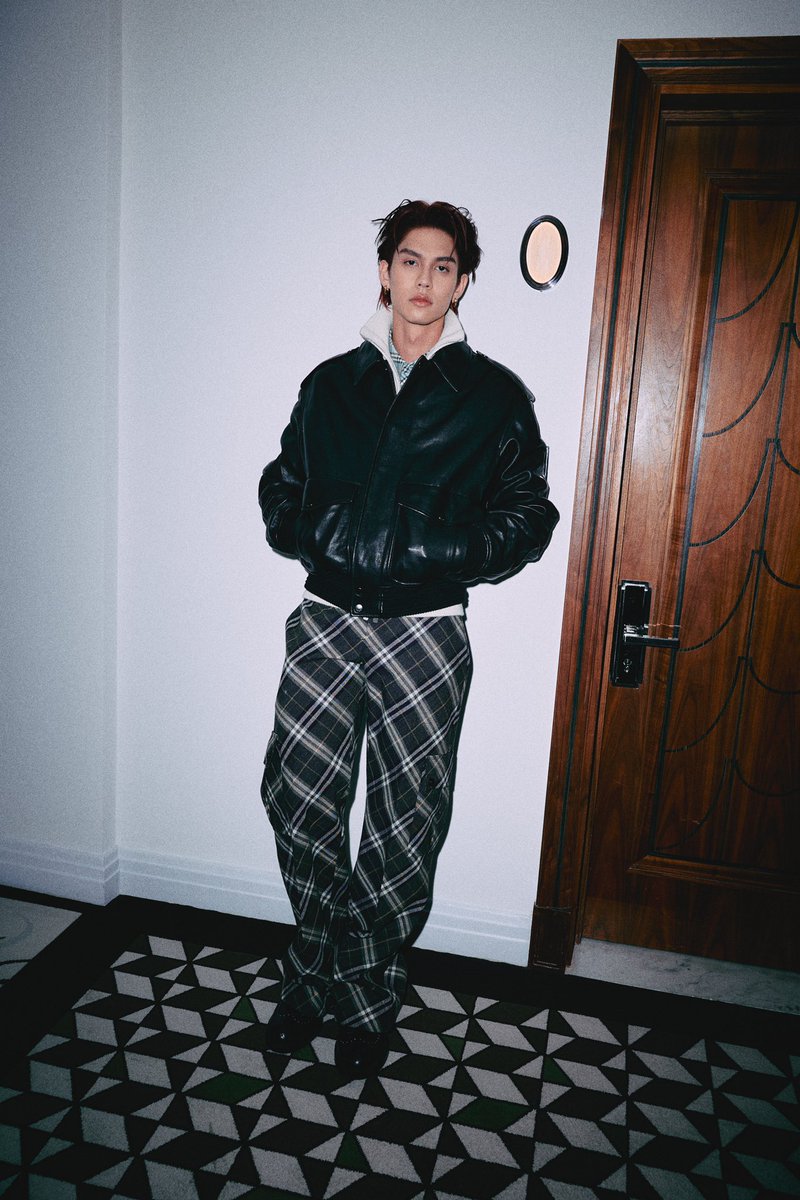 cloud9_ent_ofc's tweet image. PRE-SHOW
Burberry Summer 2025

#BurberrySummer2025xBRIGHT
#BurberryxBRIGHT
#bbrightvc
#Cloud9Ent