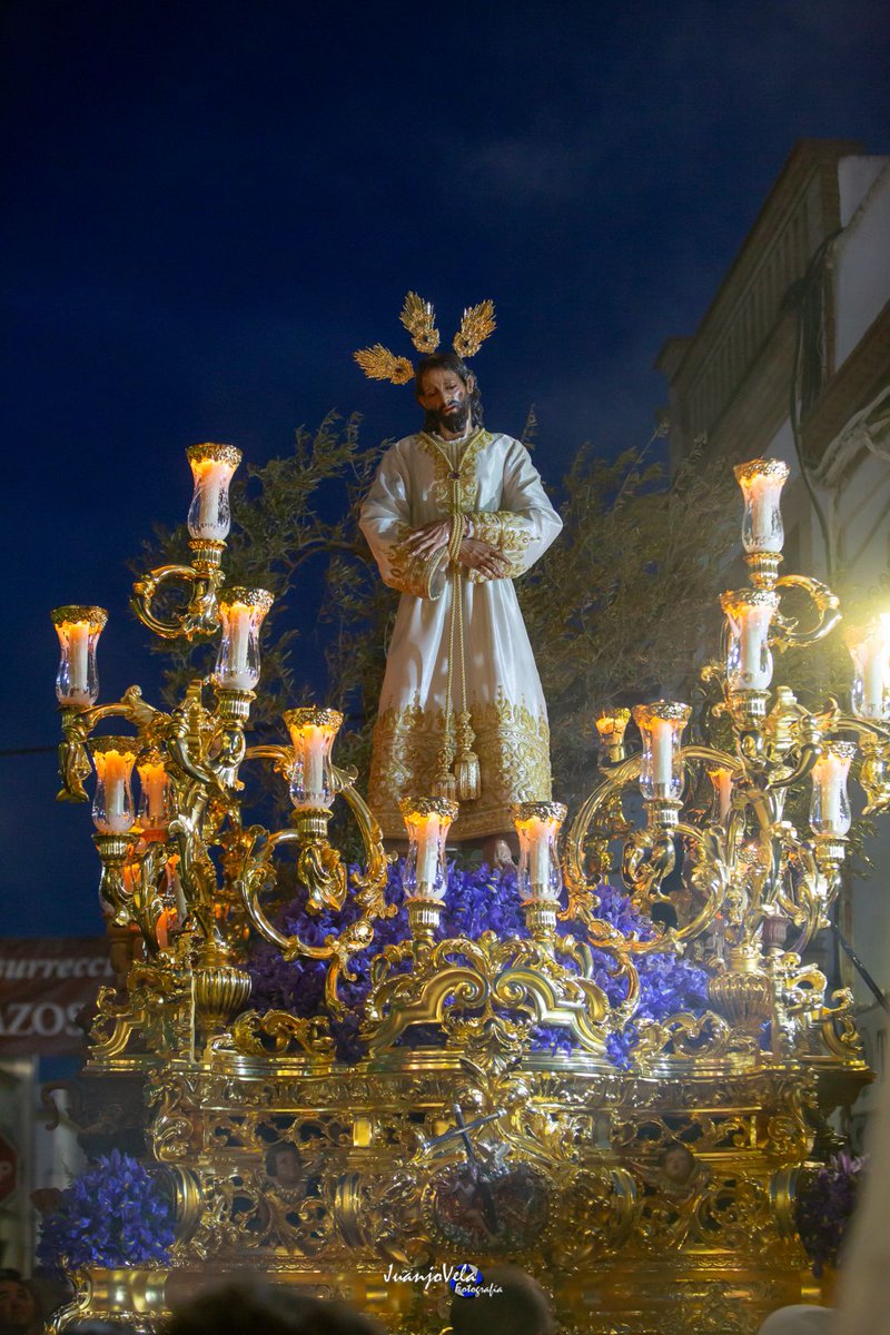 Un barrio, una historia, ellos, los de aquel lado del canal... Los vecinos de la calle Guadiamar. 

#lunessanto #hermandaddelcautivocoriadelrio #cautivocoria #coriadelrio <a href="/Cautivo_Coria/">Hermandad Cautivo Coria del Río</a>