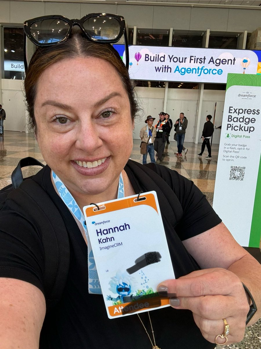 Hannah Kahn tweet media