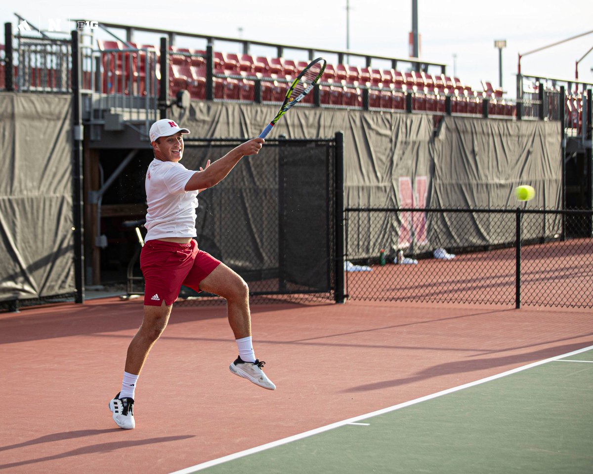 HuskerMTennis's tweet photo. Five days out…

#GBR https://t.co/hLAAVnFsVl