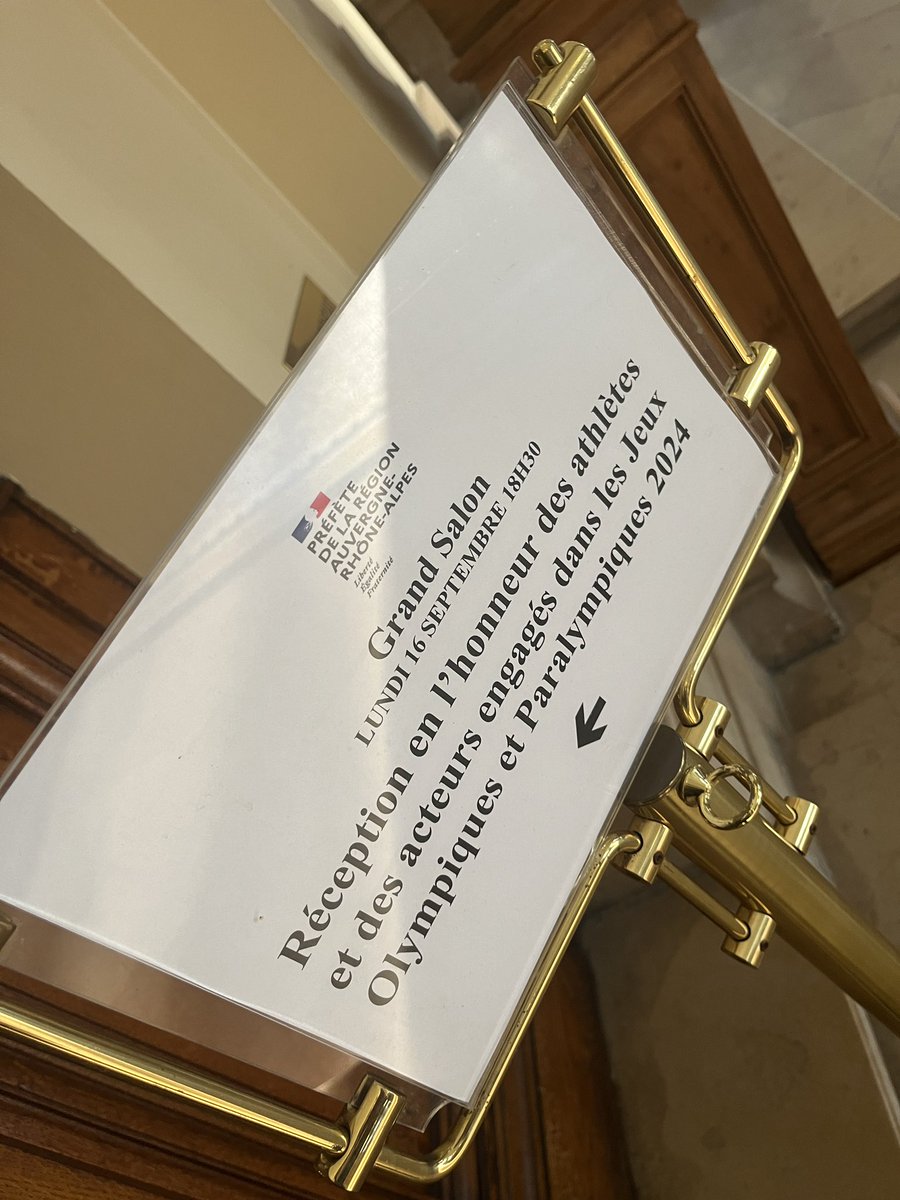 🥇🥈 🥉 Réception à la Préfecture Auvergne-Rhône-Alpes en l’honneur des athlètes et des acteurs engagés dans les jeux Olympiques et Paralympiques.
Cécile Demaude conseillère France Travail #AuvergneRhôneAples mise à l’honneur 👏👏