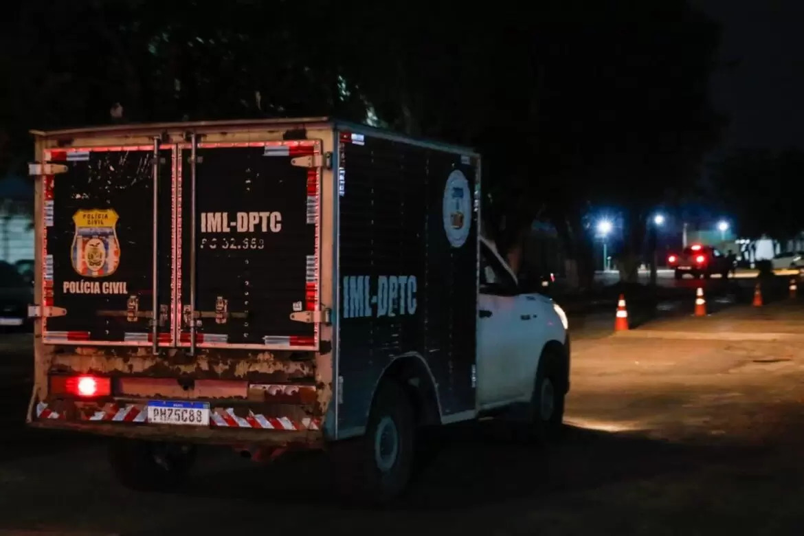 portalemtempo's tweet image. Homem é morto a tiros em área de mata na Zona Norte de Manaus #dehs #homicídio
emtempo.com.br/336242/policia…