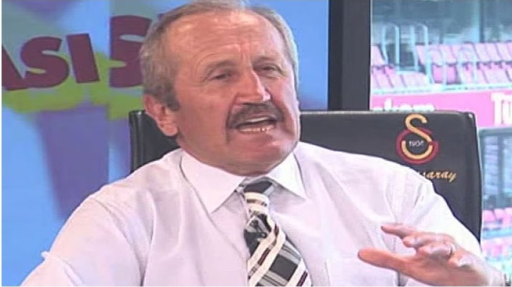 Taraftarlığından çok futbolseverliğine tanık olduğumuz, centilmen spor gazetecisi ve yazar #AhmetÇakır'ı kaybettik...

Allah rahmet eylesin; ailesinin, sevenlerinin ve Türk spor medyasının başı sağolsun...