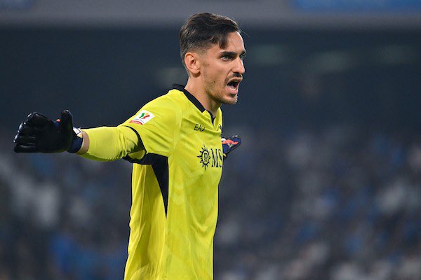 🎙️| Giovanni Manna a <a href="/SkySport/">skysport</a>: “Tenemos la voluntad de continuar con Alex Meret y él quiere seguir con nosotros (El contrato acaba en 2025). Es un portero importante que nunca hemos cuestionado”.