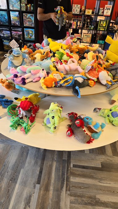 Which one are you grabbing? https://t.co/xhe5hv7tbN