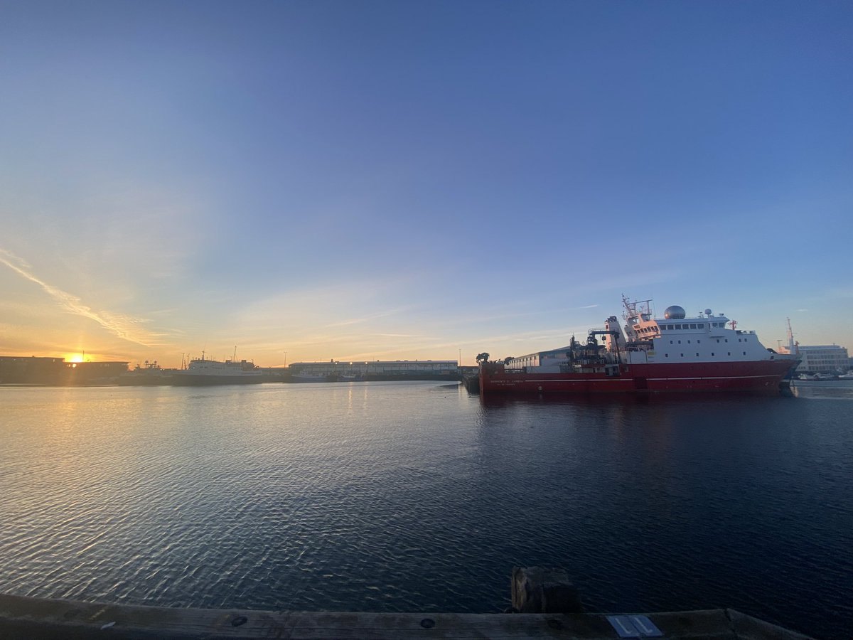 TITANICA - Núria Casacuberta tweet media