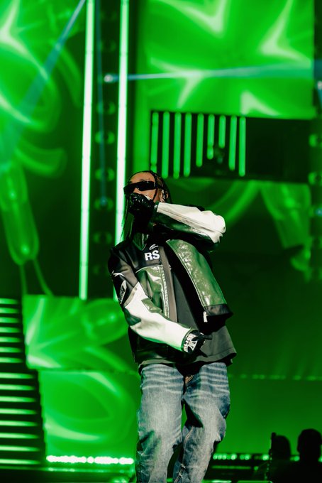 Watch T-Raww's leaked NSFW photo on TwXstars