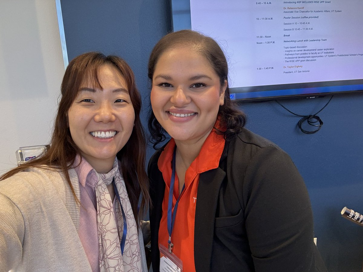 vkim0315's tweet photo. @TeamELPS represented at the 1st #The University of Texas System Postdoctoral Symposium #UTSA @UTSAGradSchool @CynthiaMeca@ktmccance @Dr.McCance @Dr.Rivera @ Dr.Sansone https://t.co/vJrdpCH3xV