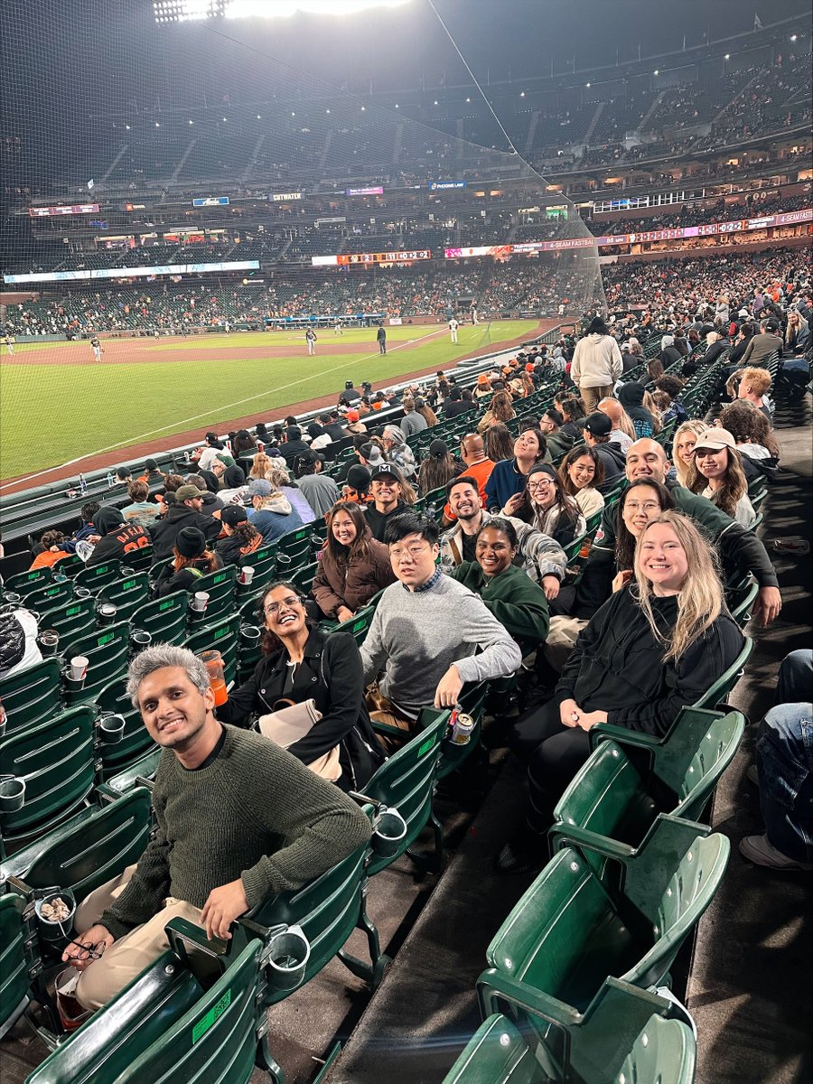 uclaw_STLJ's tweet photo. UCSTLJ members had a great time at the ball game. Stay tuned for our winter articles. Go giants! ⚾🖤🧡 https://t.co/cnejFNPR6t
