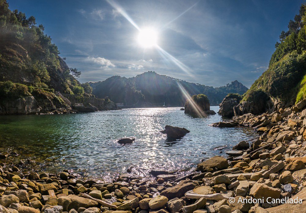 Alabortza leku magikoa eta jenderikgabekoa paradisiakoa da ….. Pasai Donibane