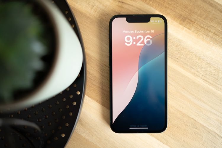 #iOS18 iOS 18 is a smart upgrade, even without the AI / Apple Intelligence isn’t shipping on day one, but iOS 18 is still an ambitious update without it.