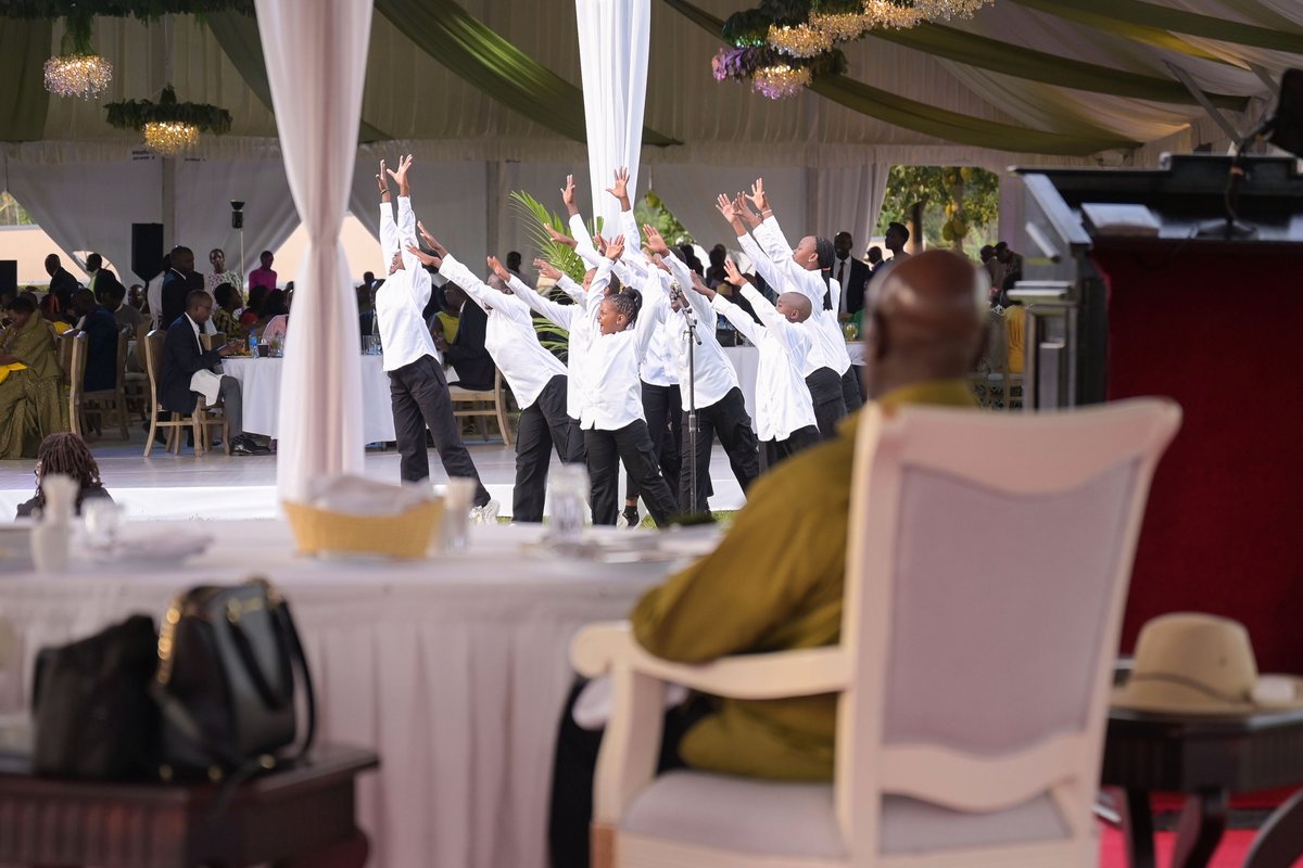 JanetMuseveni's tweet photo. We are grateful for the heartfelt messages from our children and the people of Uganda, which demonstrate their admiration and appreciation for him. We are humbled by the outpouring of support and love. https://t.co/H7QBvTVjMf