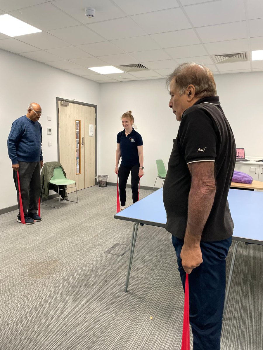 YHBolton's tweet photo. Busy Monday, two weight management clinics in Little Lever Library and Horwich Community Centre, one smoking cessation clinic in a Bolton Boxing Gym and 1:1 appt's at our hub.

Call 01204 20 50 90 or visit https://t.co/yRQb9BIlzX to join in 
Bolton is where the cool kids are at😎 https://t.co/FlPQ4tT0hF