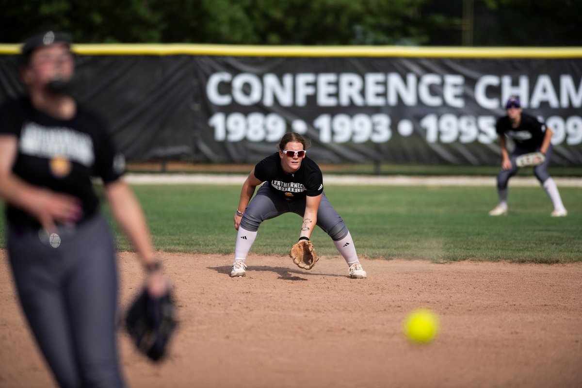 WIUSoftball's tweet image. Nothing beats fall ball 🍂

#GoNecks | #OneGoal