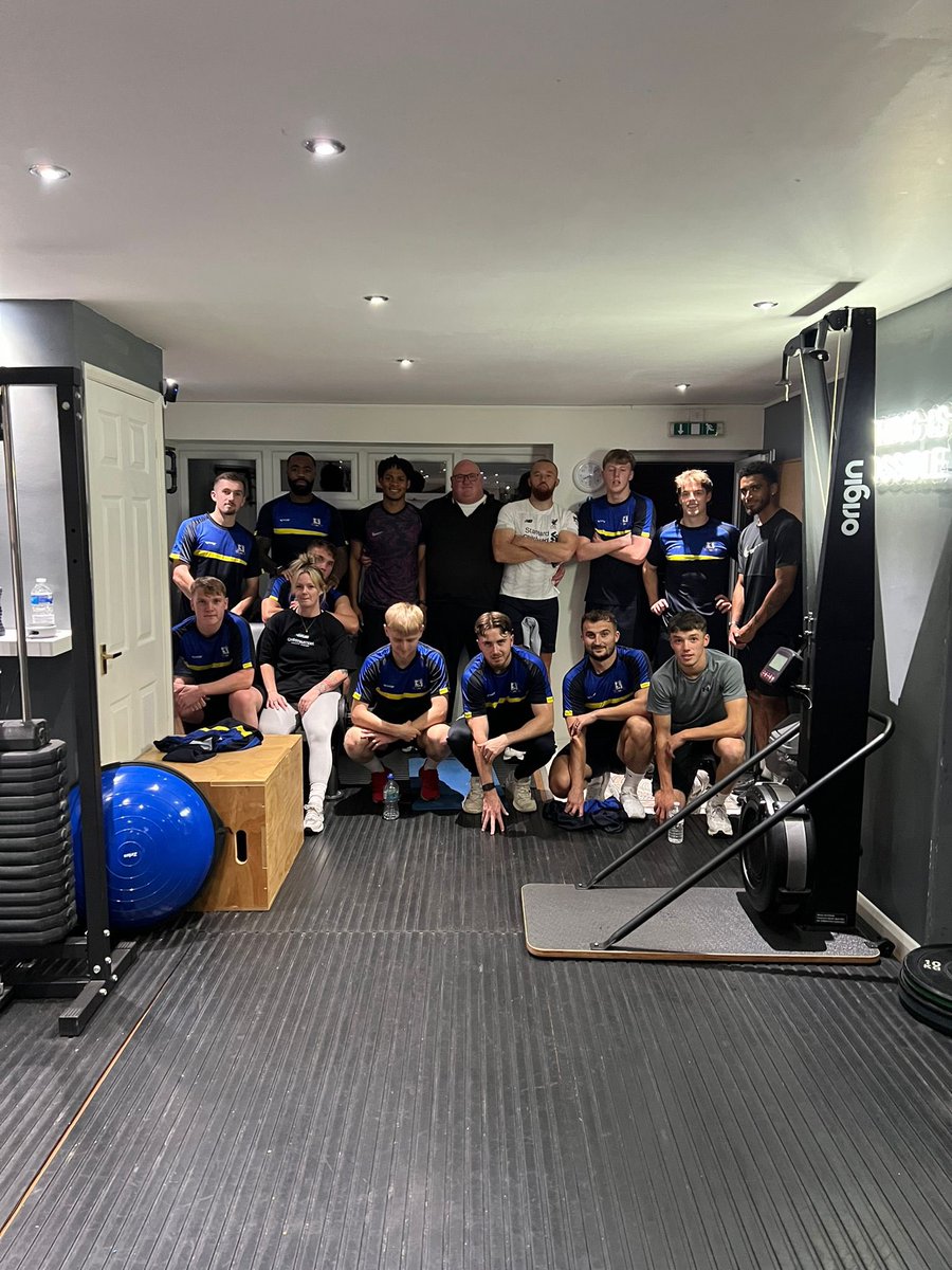 DeanGill4L's tweet image. Only thing to do after a tough month 💙👇

Huge thanks to @Callinswoodpt      for his hospitality &amp;amp; expertise 💙

Darlaston Town 1874 FC

#Graft