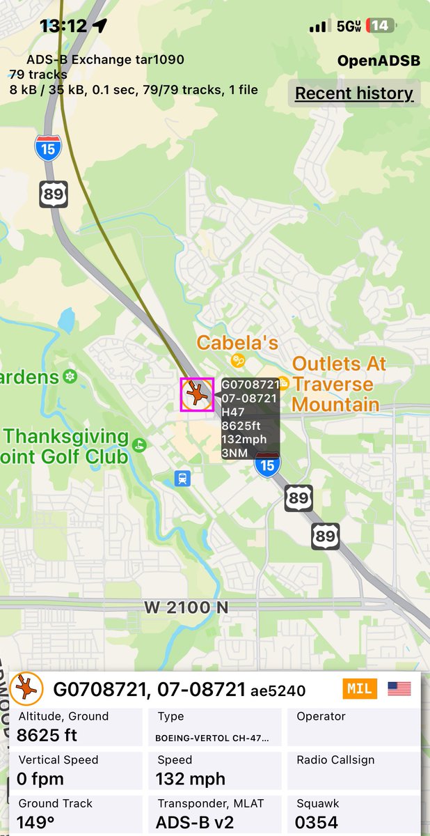 SLCScanner's tweet image. A couple #Chinooks flying southbound from #SaltLake into #UtahCounty.