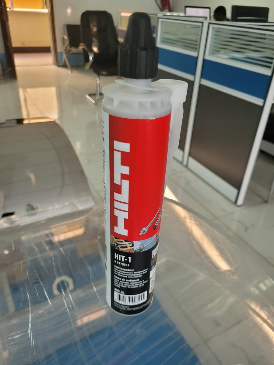 EcoliffPool's tweet image. Ensure your pool is built to last with Hilti Hit Assembly Mortar! This high-performance 2K mortar, available in a convenient 300 ml cartridge, provides a secure seal when processed with a standard sealant extrusion gun. 💪🏊‍♂️ #EcoliffPools #HiltiHit #PoolConstruction