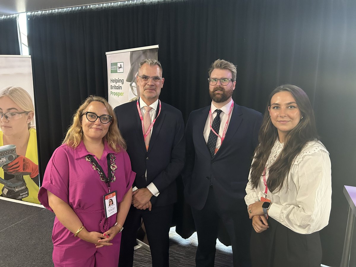 Brian Berry (@brianberryfmb) on Twitter photo Great to catch-up with the Horticultural Trade Association <a href="/JenniferPheasey/">Jennifer Pheasey</a> at the <a href="/LibDems/">Liberal Democrats</a> conference in Brighton <a href="/fmbuilders/">FMB: Master Builders</a> Great to catch-up with the Horticultural Trade Association <a href="/JenniferPheasey/">Jennifer Pheasey</a> at the <a href="/LibDems/">Liberal Democrats</a> conference in Brighton <a href="/fmbuilders/">FMB: Master Builders</a>