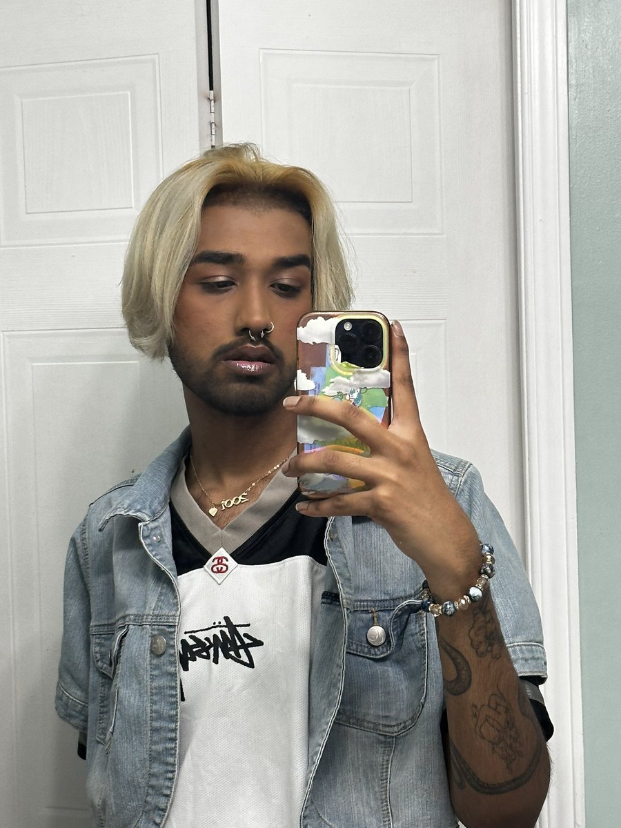 boredvirgo's tweet image. balloon day!!