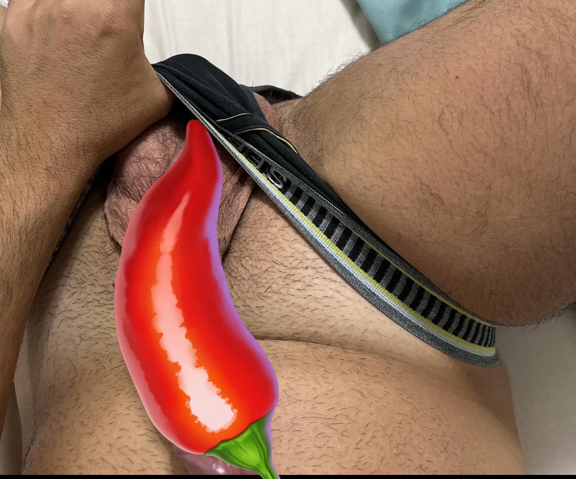 misandro31's tweet photo. Ma perché appena mi metto a letto sembra che lo sappia 💦💦💦💦💦

RETWEET  se dobbiamo uscirlo 

#slave #masterslave 
#money #moneyslave 
#cashmaster #alpha https://t.co/DLZA8pI5Kt